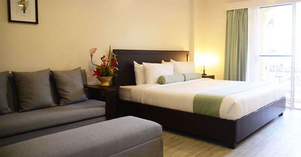 Subic Coco Hotel Olongapo Extérieur photo