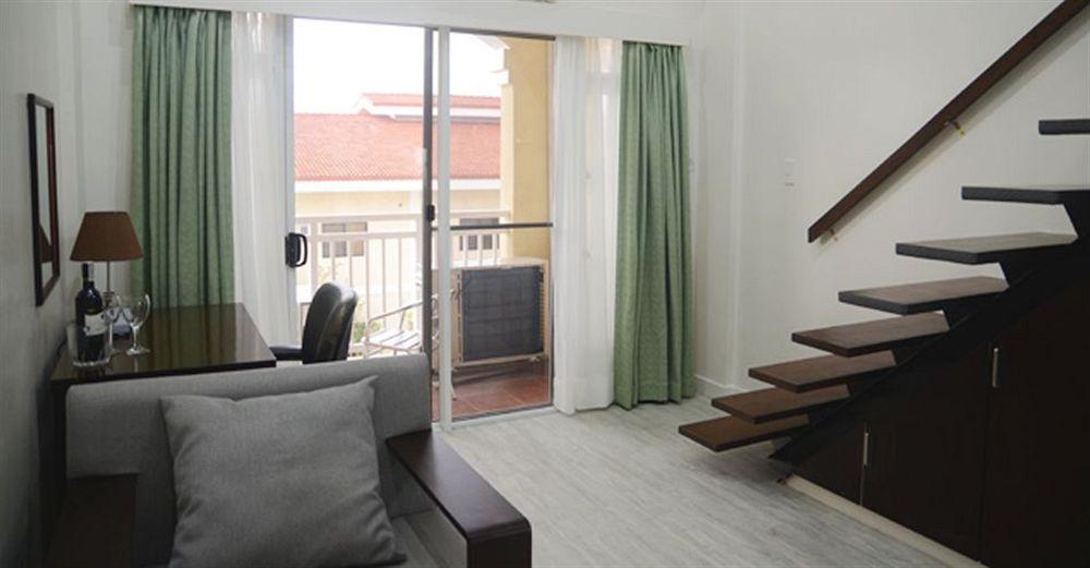 Subic Coco Hotel Olongapo Extérieur photo