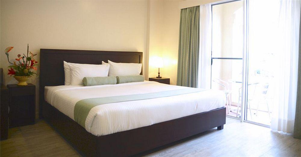 Subic Coco Hotel Olongapo Extérieur photo