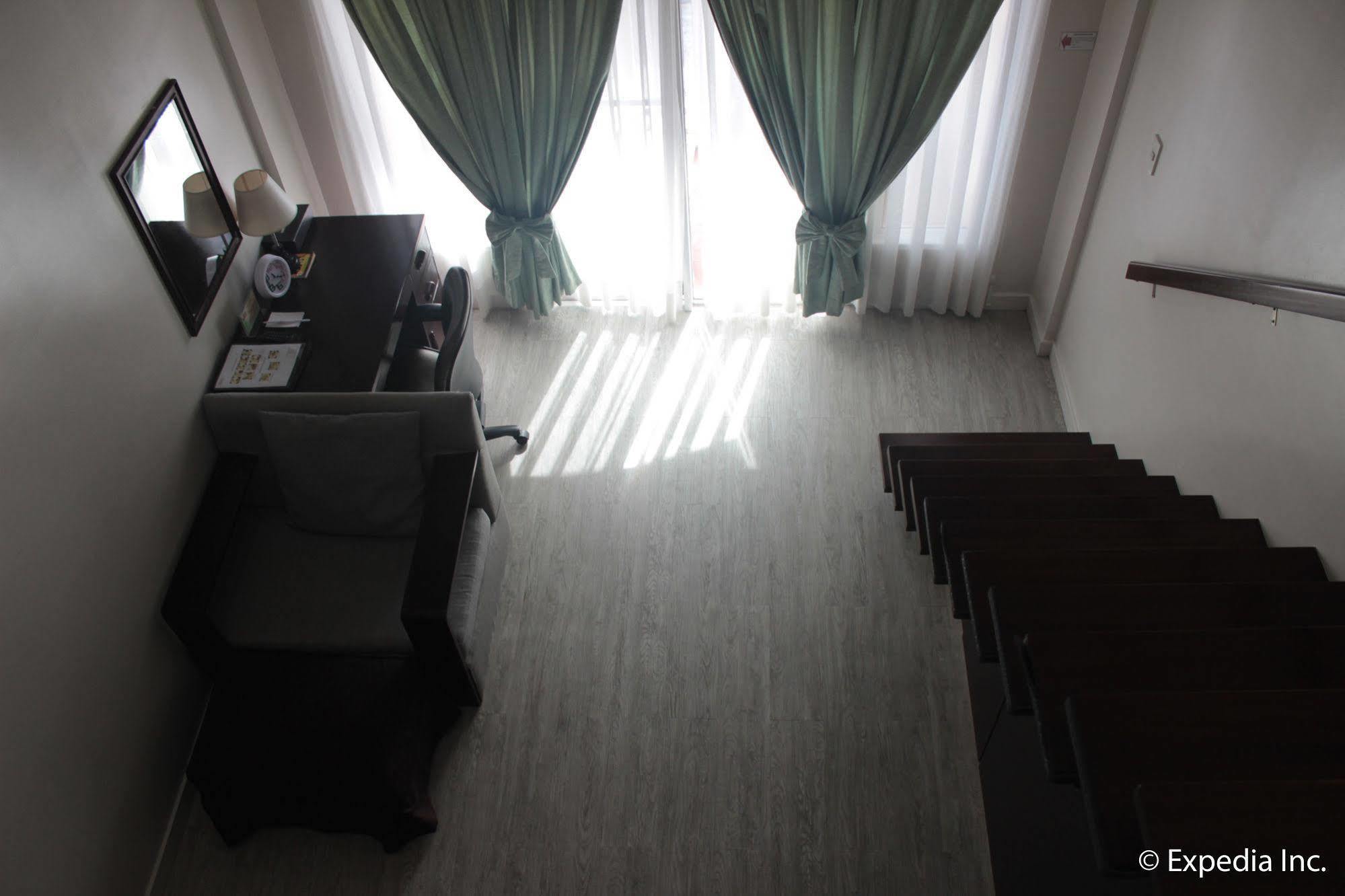 Subic Coco Hotel Olongapo Extérieur photo